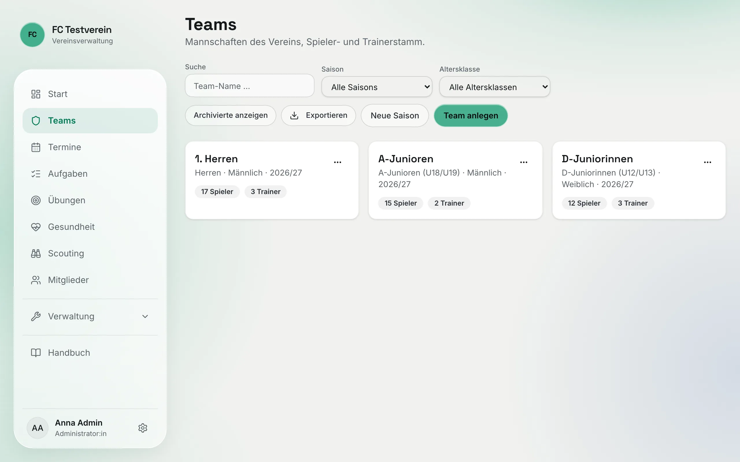 Teamübersicht mit Filtern und den Buttons „Neue Saison“ und „Team anlegen“