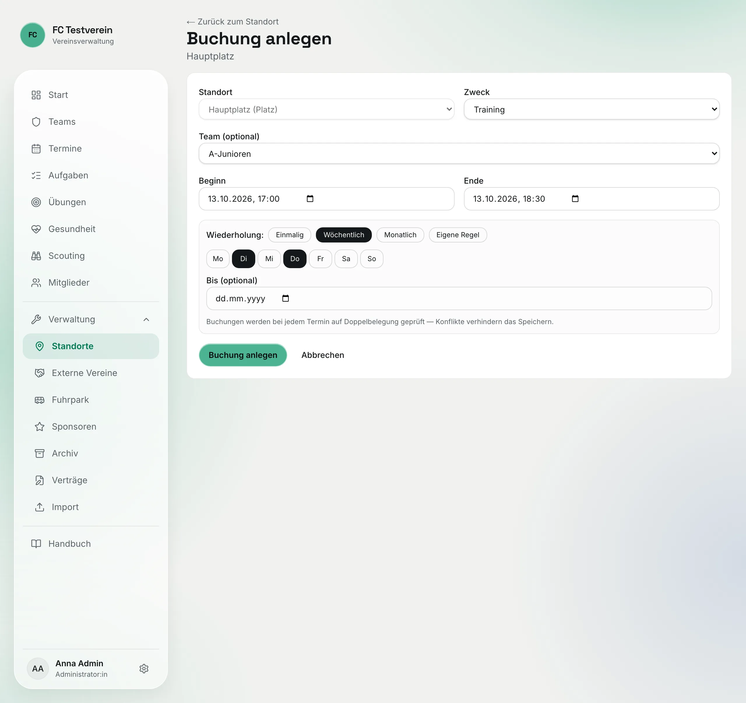 Formular „Buchung anlegen" mit Standort, Zweck, Team, Beginn, Ende und der Wiederholung „Wöchentlich" mit ausgewählten Tagen Di und Do