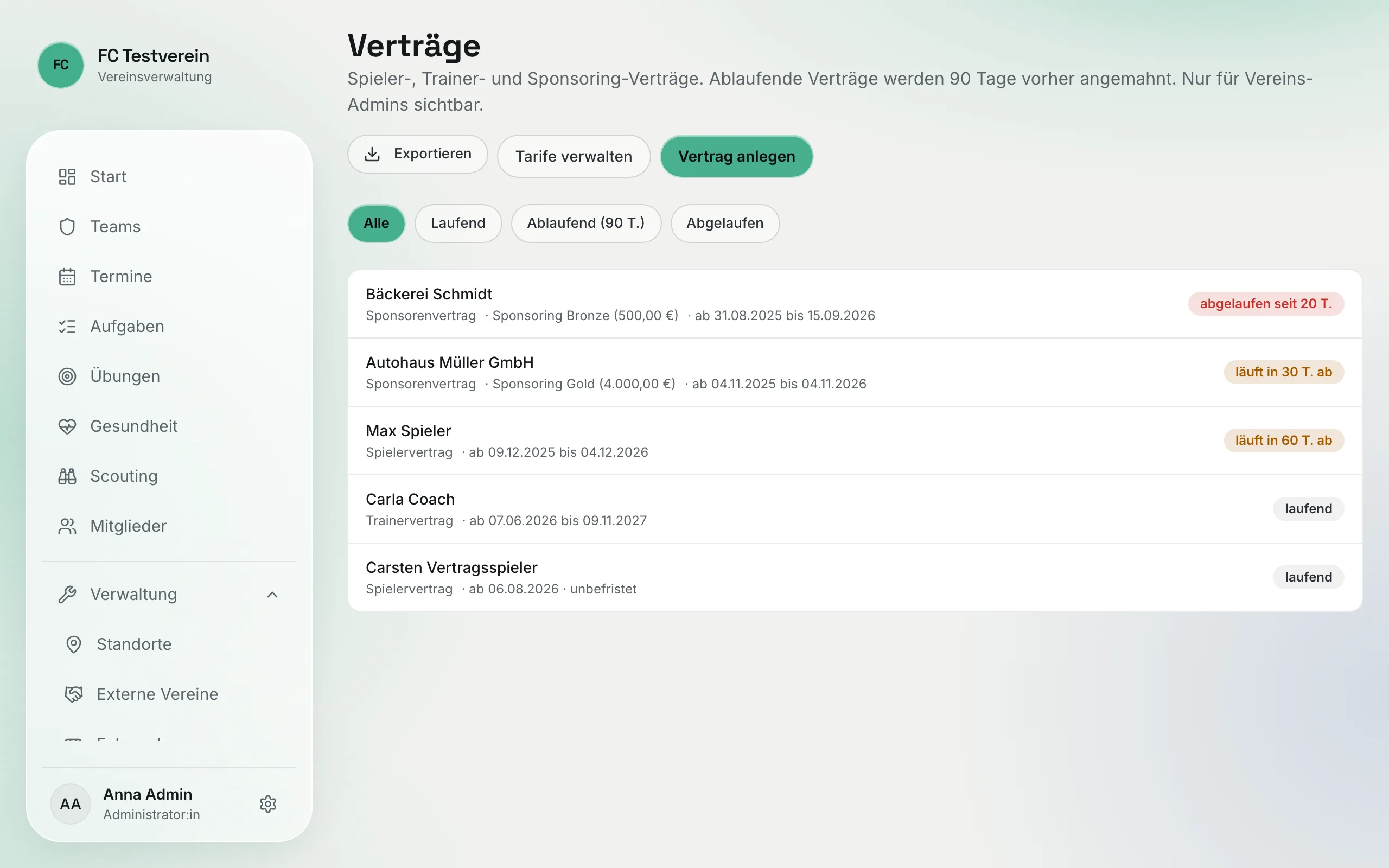Seite „Verträge" mit Filtern Alle, Laufend, Ablaufend (90 T.) und Abgelaufen und der Liste der Verträge mit Vertragsart, Tarif, Laufzeit und Status