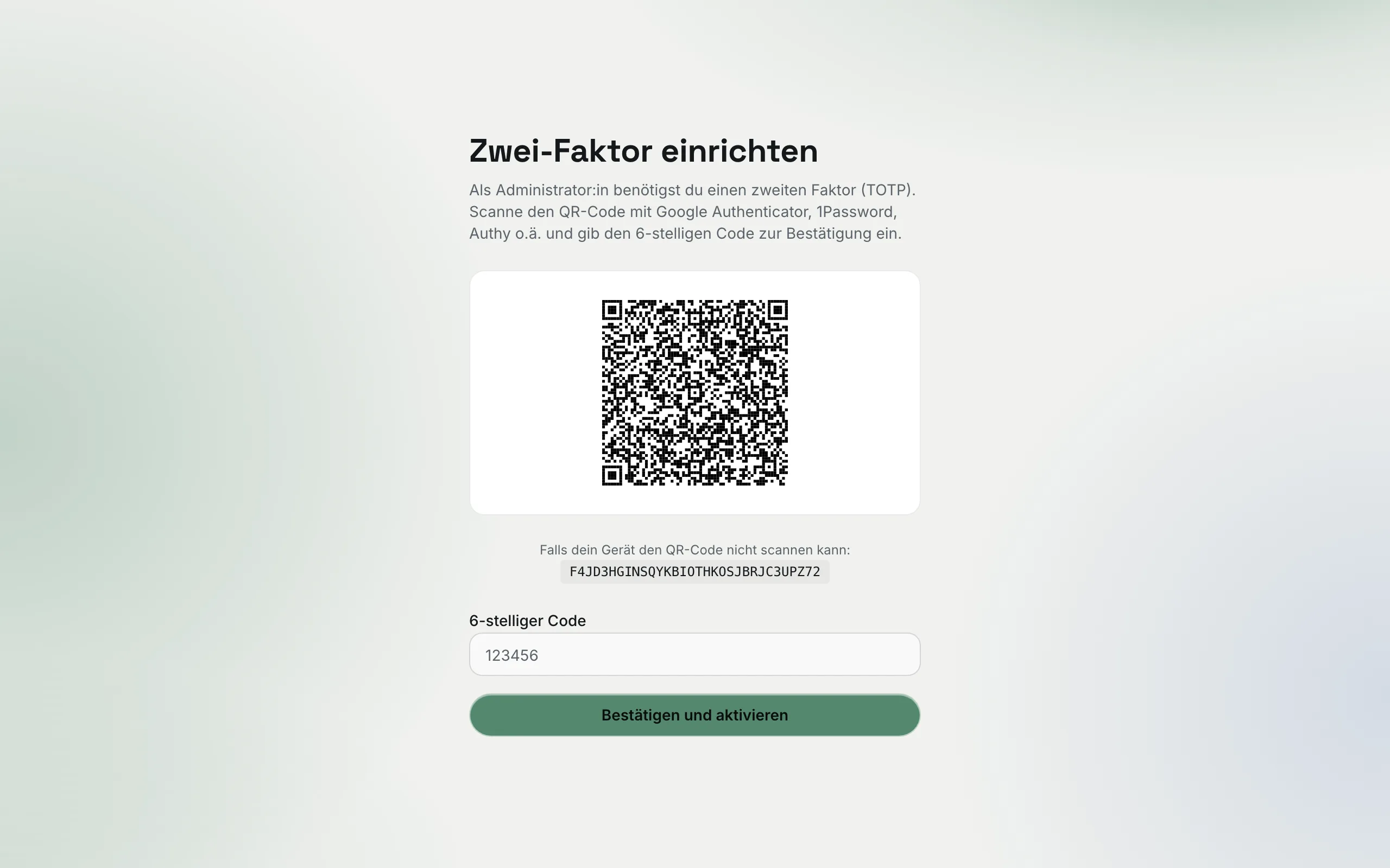 Seite „Zwei-Faktor einrichten“ mit QR-Code, Code zur manuellen Eingabe und dem Feld „6-stelliger Code“