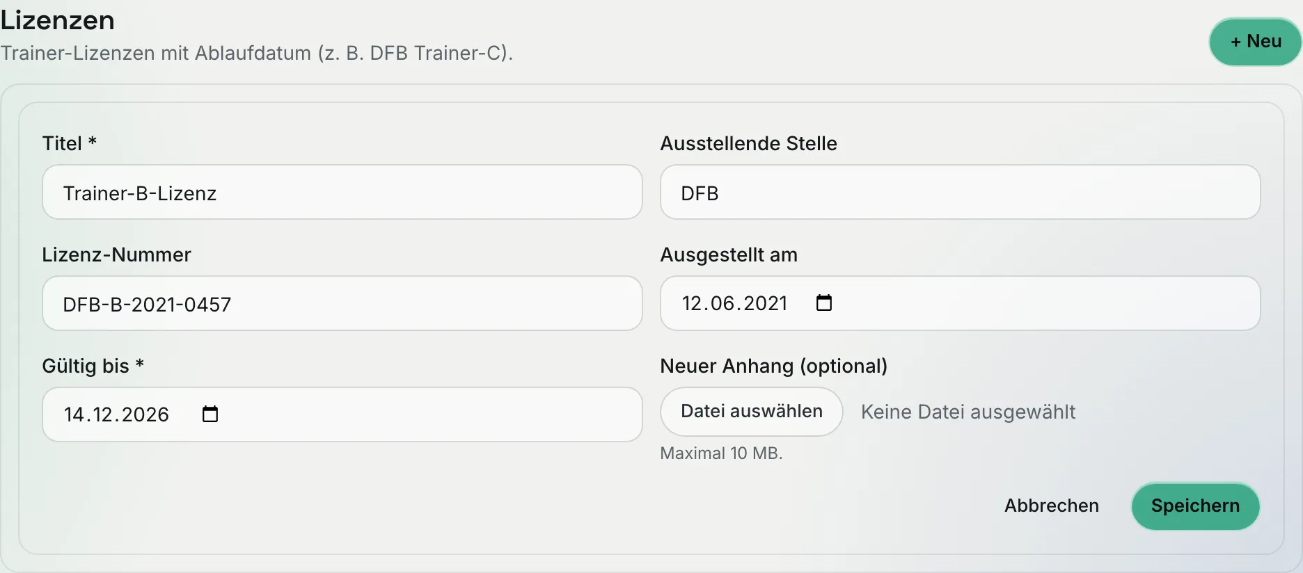Abschnitt „Lizenzen“ mit geöffnetem Bearbeiten-Formular, Feld „Neuer Anhang (optional)“ und „Anhang entfernen“