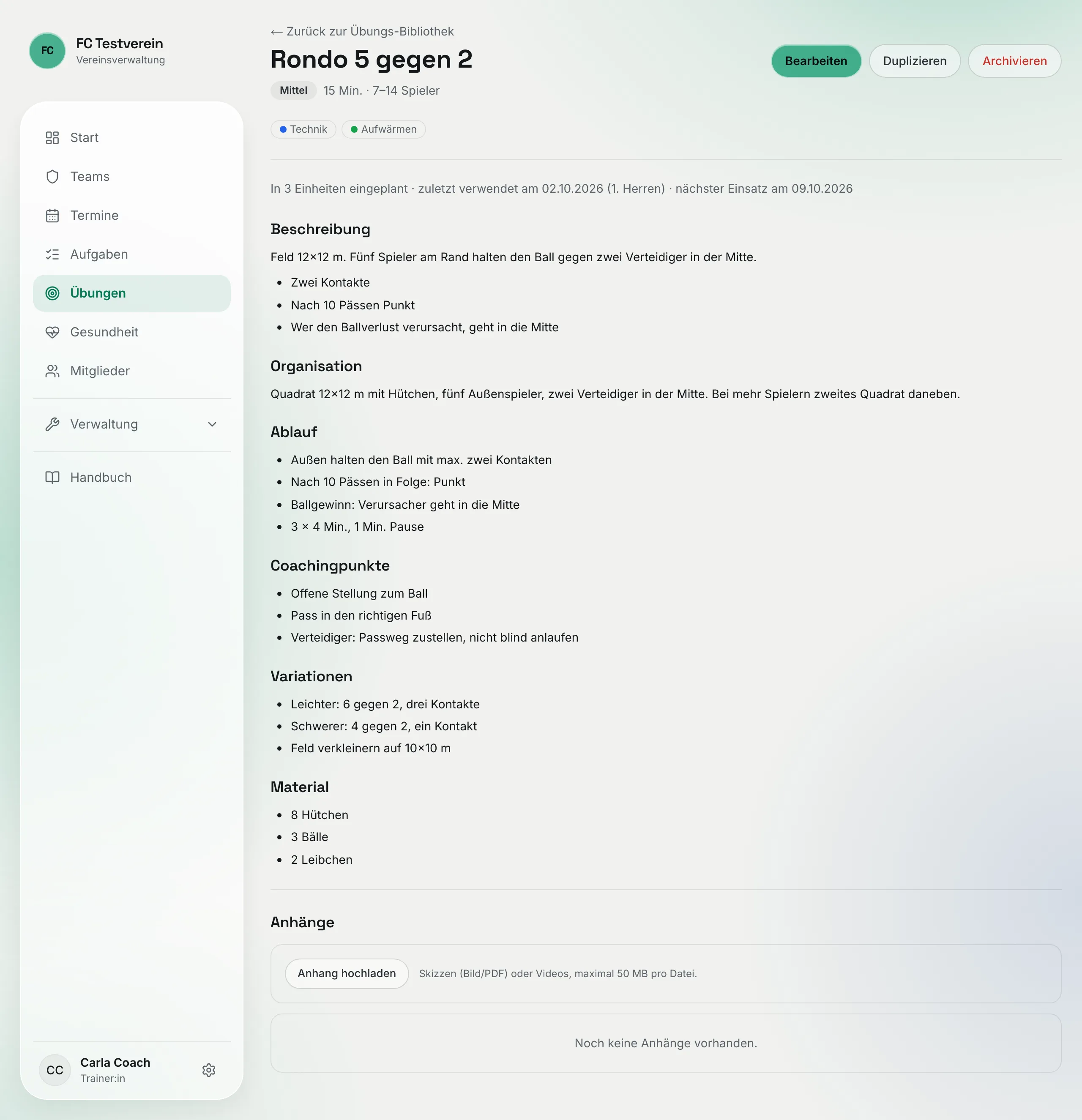 Detailseite der Übung „Rondo 5 gegen 2" mit Intensität, Dauer, Spielerzahl, Tags, Verwendungshinweis und den Abschnitten Organisation, Ablauf, Coachingpunkte, Variationen, Material